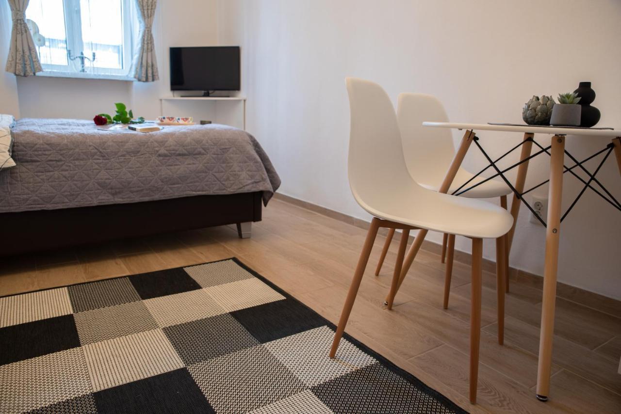Central Bright Apartment Cluj-Napoca Luaran gambar