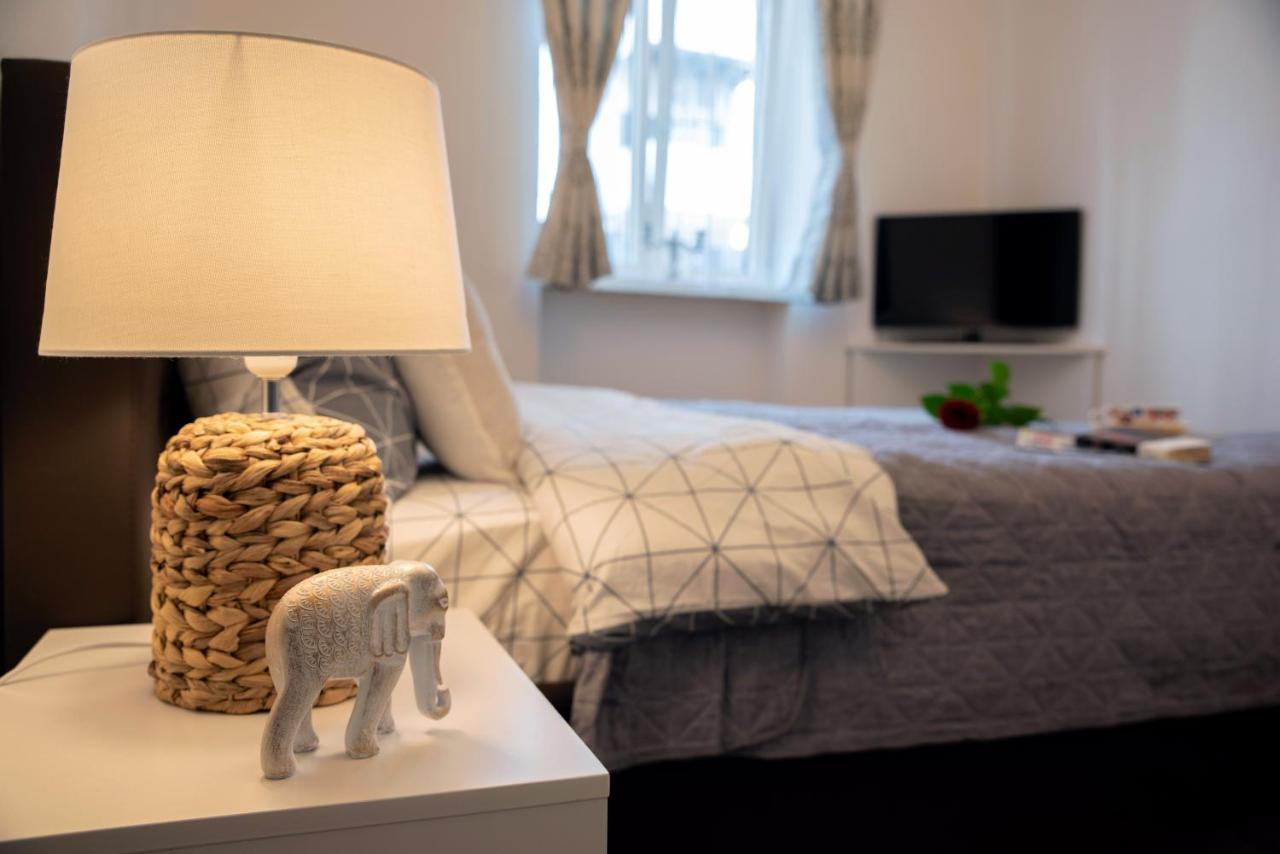 Central Bright Apartment Cluj-Napoca Luaran gambar