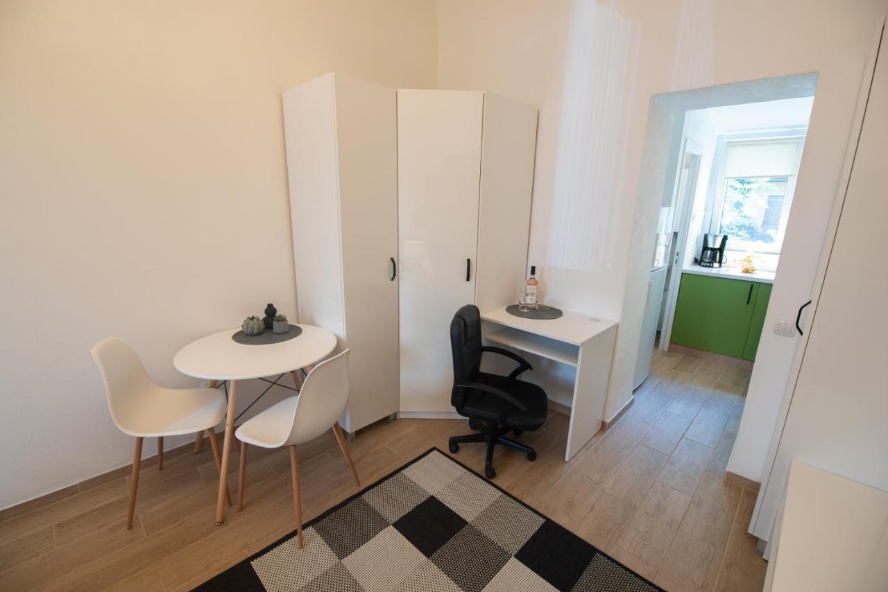 Central Bright Apartment Cluj-Napoca Luaran gambar